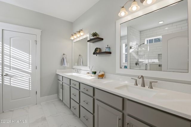 566 Moss Lake Lane, Holly Ridge, NC 28445