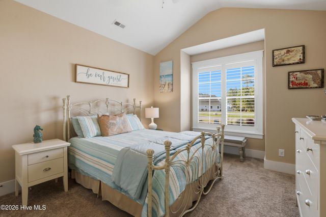 566 Moss Lake Lane, Holly Ridge, NC 28445