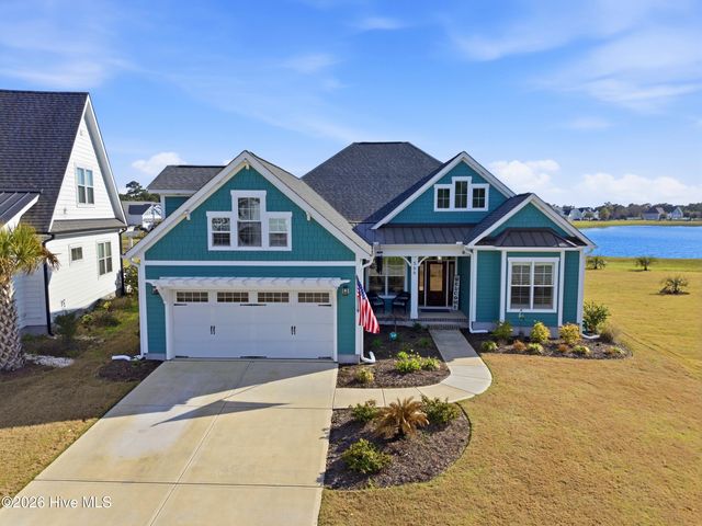 566 Moss Lake Lane, Holly Ridge, NC 28445