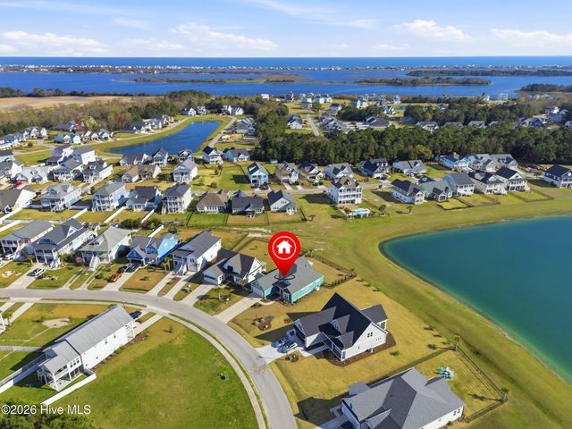 566 Moss Lake Lane, Holly Ridge, NC 28445