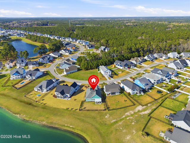 566 Moss Lake Lane, Holly Ridge, NC 28445