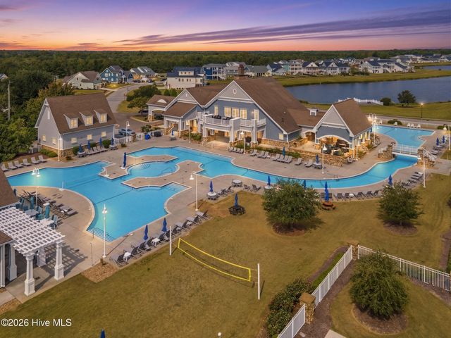 566 Moss Lake Lane, Holly Ridge, NC 28445