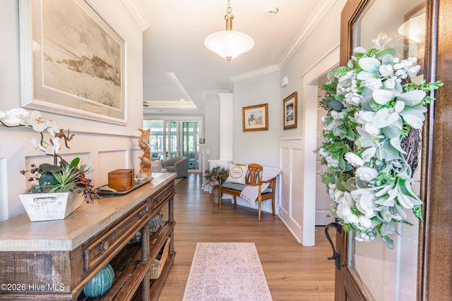 566 Moss Lake Lane, Holly Ridge, NC 28445