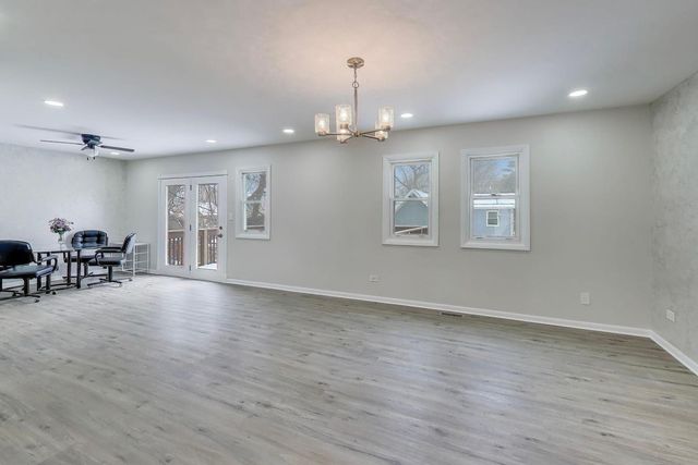 508 Beechwood Drive, Round Lake, IL 60073