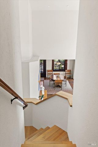 22355 Chianti Rd, Geyserville, CA 95441