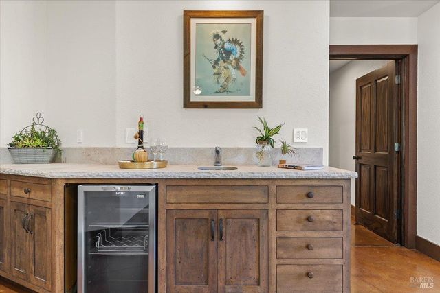 22355 Chianti Rd, Geyserville, CA 95441