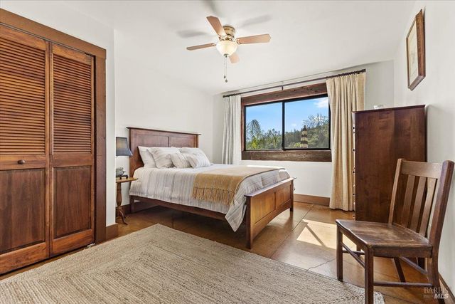 22355 Chianti Rd, Geyserville, CA 95441