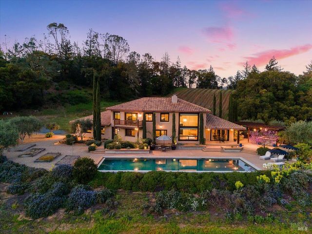 22355 Chianti Rd, Geyserville, CA 95441