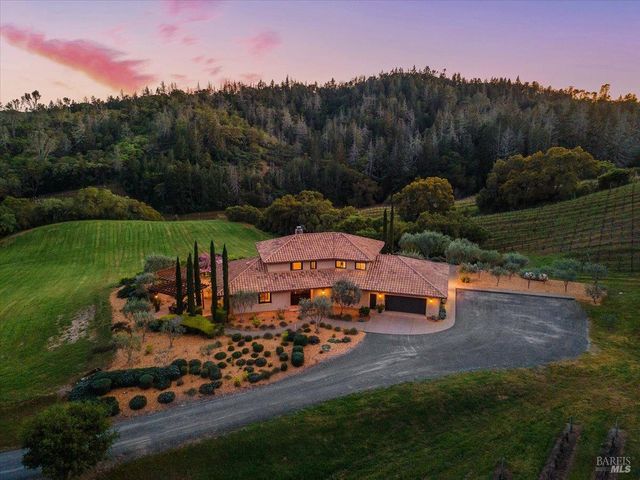 22355 Chianti Rd, Geyserville, CA 95441