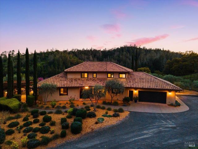 22355 Chianti Rd, Geyserville, CA 95441