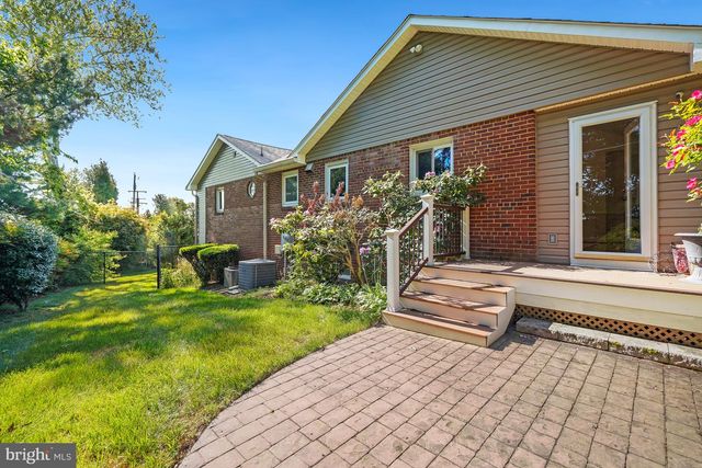 6036 ARMSTRONG CT, Alexandria, VA 22315