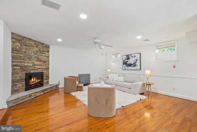 6036 ARMSTRONG CT, Alexandria, VA 22315