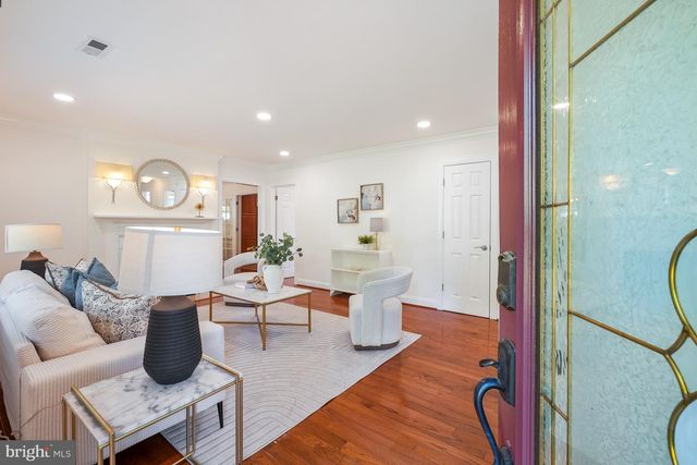 6036 ARMSTRONG CT, Alexandria, VA 22315