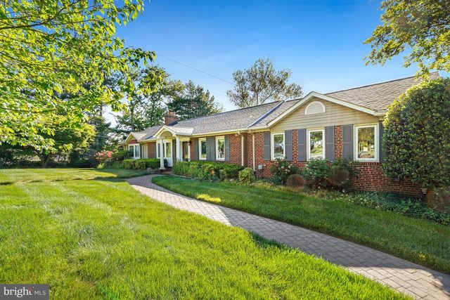 6036 ARMSTRONG CT, Alexandria, VA 22315