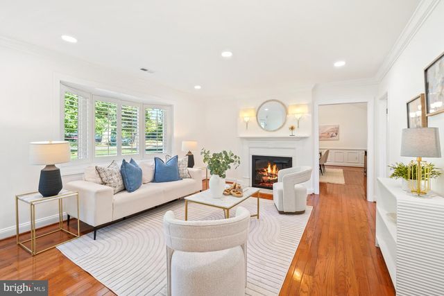 6036 ARMSTRONG CT, Alexandria, VA 22315