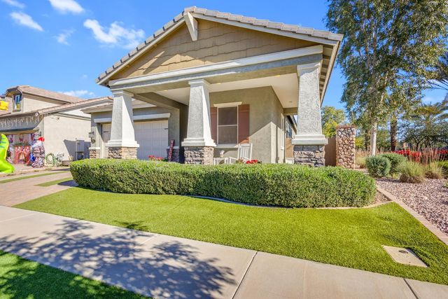 2555 S Benton, Mesa, AZ 85209
