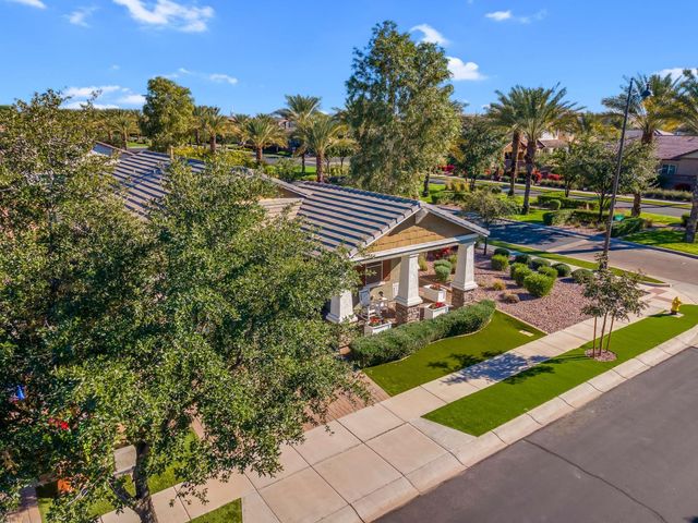 2555 S Benton, Mesa, AZ 85209