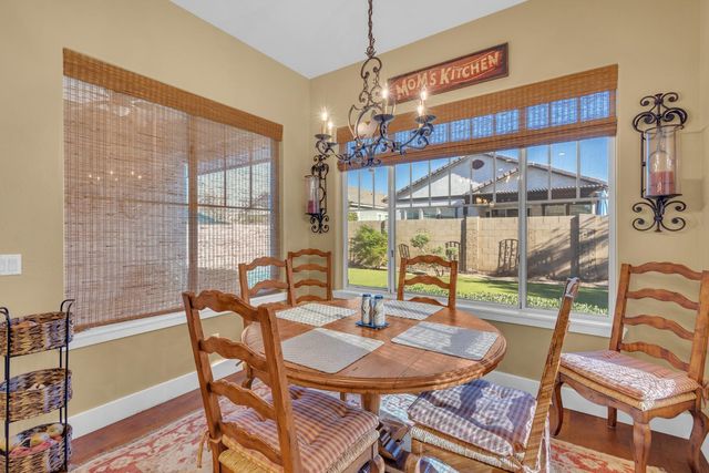 2555 S Benton, Mesa, AZ 85209
