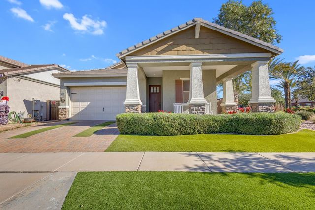 2555 S Benton, Mesa, AZ 85209