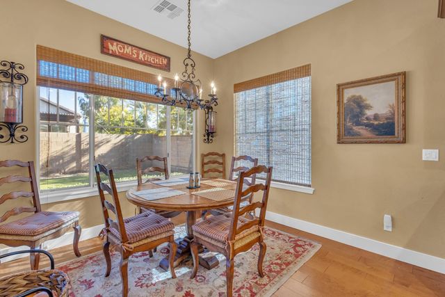 2555 S Benton, Mesa, AZ 85209
