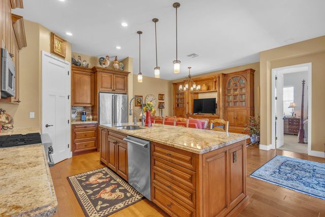 2555 S Benton, Mesa, AZ 85209