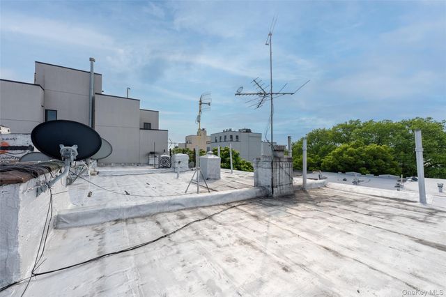 1517 jefferson Avenue 1 a, Brooklyn, NY 11237