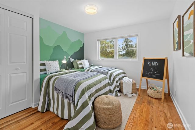 10835 35th Avenue SW, Seattle, WA 98146