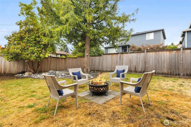 10835 35th Avenue SW, Seattle, WA 98146