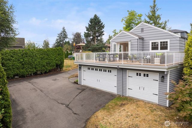 10835 35th Avenue SW, Seattle, WA 98146