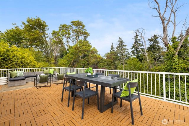 10835 35th Avenue SW, Seattle, WA 98146