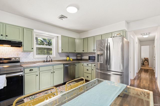 5026 Wheelock Road, Fort Wayne, IN 46835