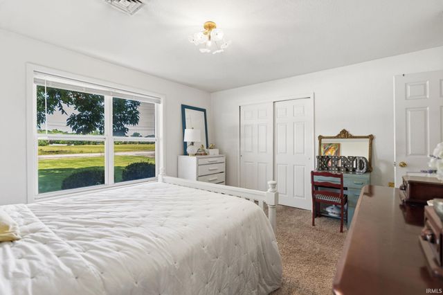 5026 Wheelock Road, Fort Wayne, IN 46835