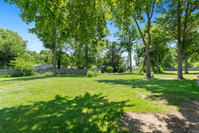 5026 Wheelock Road, Fort Wayne, IN 46835