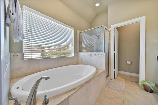 1113 Sherwood Trails, Houston, TX 77043