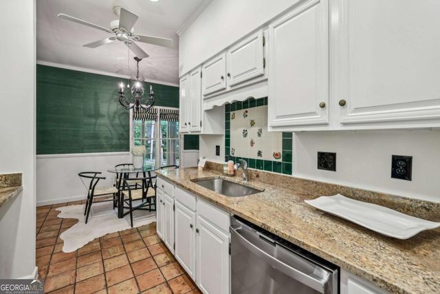 3505 Vinings Ridge Court SE, Atlanta, GA 30339