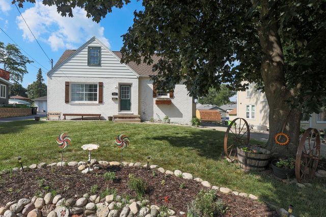 626 Union STREET, Hartford, WI 53027