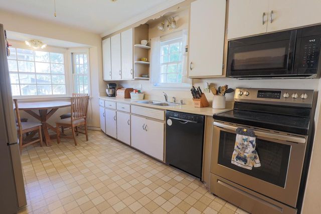 626 Union STREET, Hartford, WI 53027