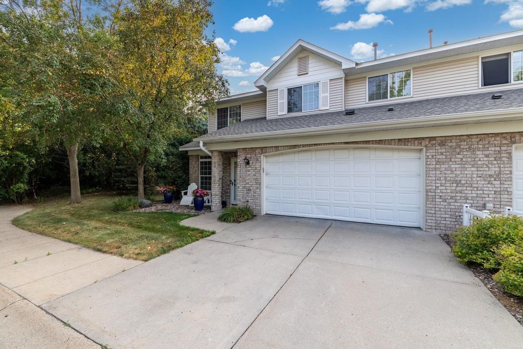 10100 Bridgehill Terrace, Eden Prairie, MN 55347 — photo 4