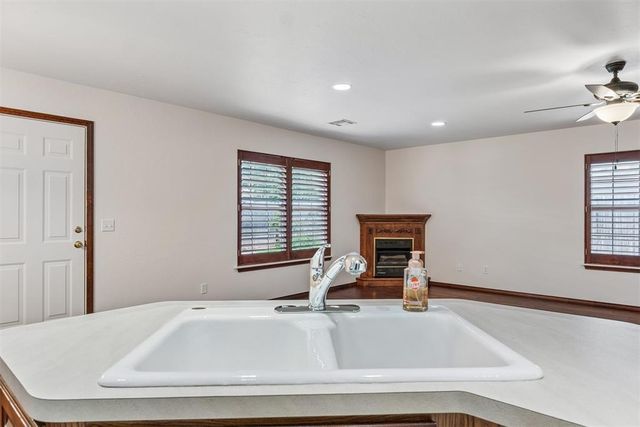 953 NW 15th Street, Oklahoma City, OK 73160