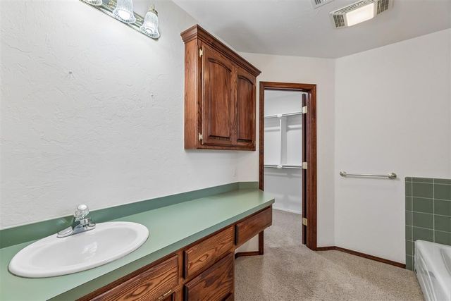 953 NW 15th Street, Oklahoma City, OK 73160