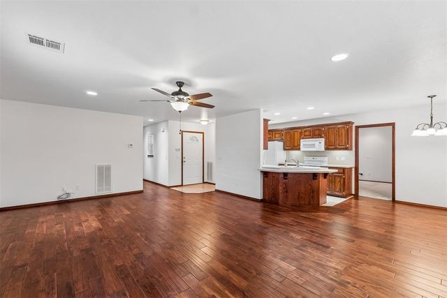 953 NW 15th Street, Oklahoma City, OK 73160
