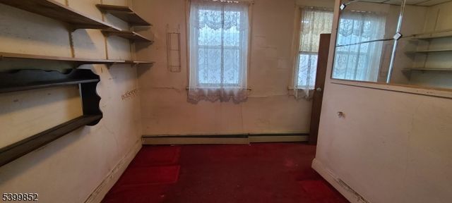 31 W 20Th St, Bayonne City, NJ 07002