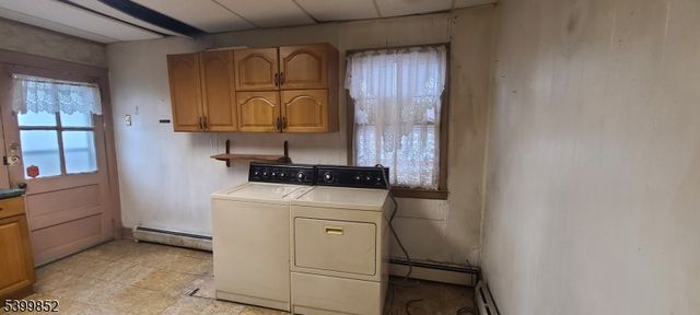 31 W 20Th St, Bayonne City, NJ 07002