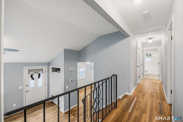 11 Top View Drive, Simsbury, CT 06089