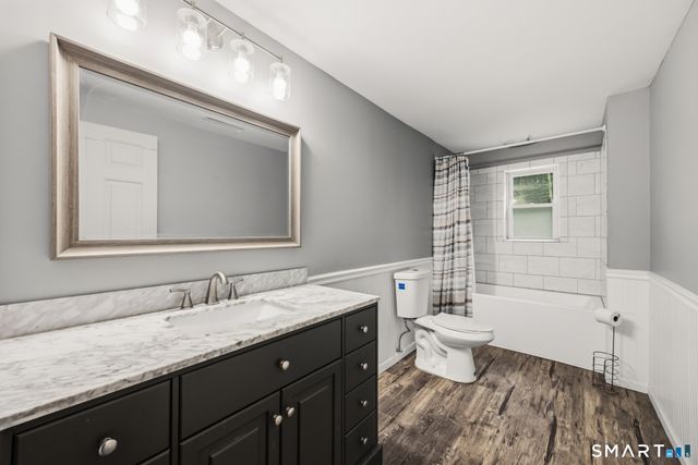 11 Top View Drive, Simsbury, CT 06089