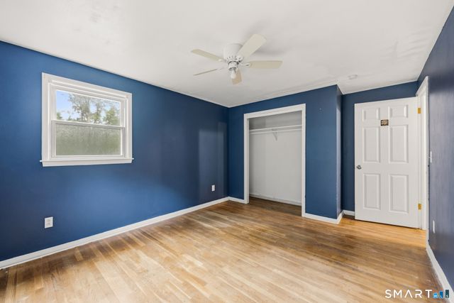 11 Top View Drive, Simsbury, CT 06089
