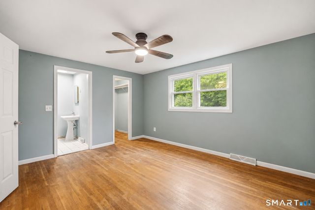 11 Top View Drive, Simsbury, CT 06089