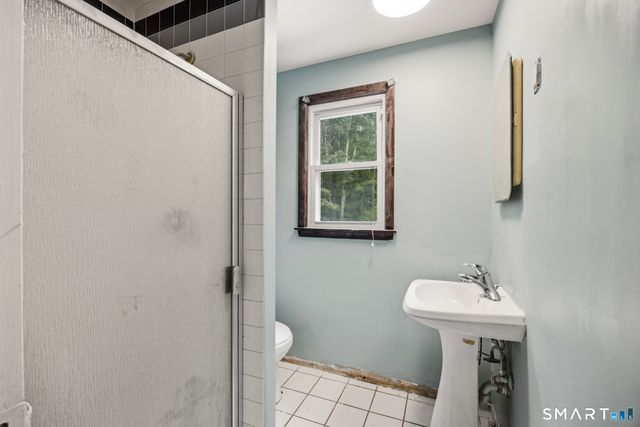 11 Top View Drive, Simsbury, CT 06089