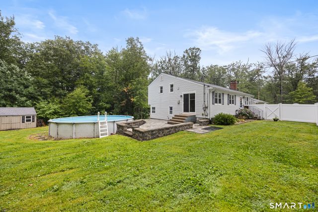 11 Top View Drive, Simsbury, CT 06089