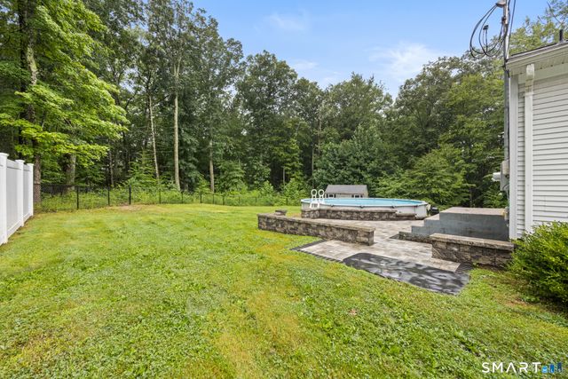 11 Top View Drive, Simsbury, CT 06089